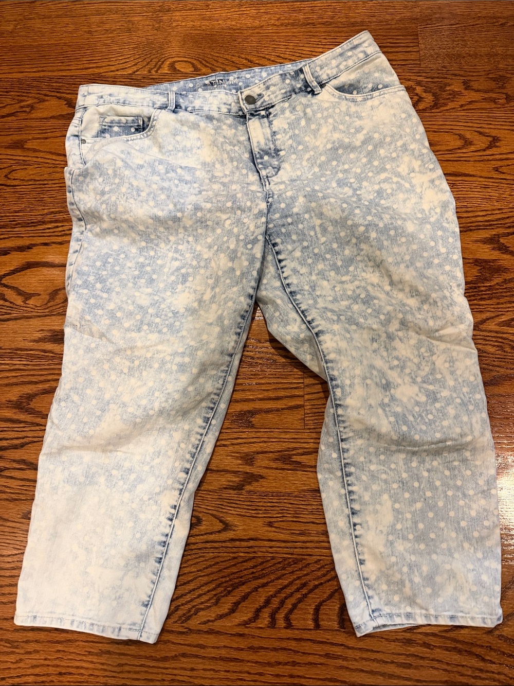 Chico's Light Blue Polka-Dot Cropped Jeans